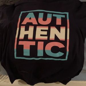 Meet your Posher, Lawrence